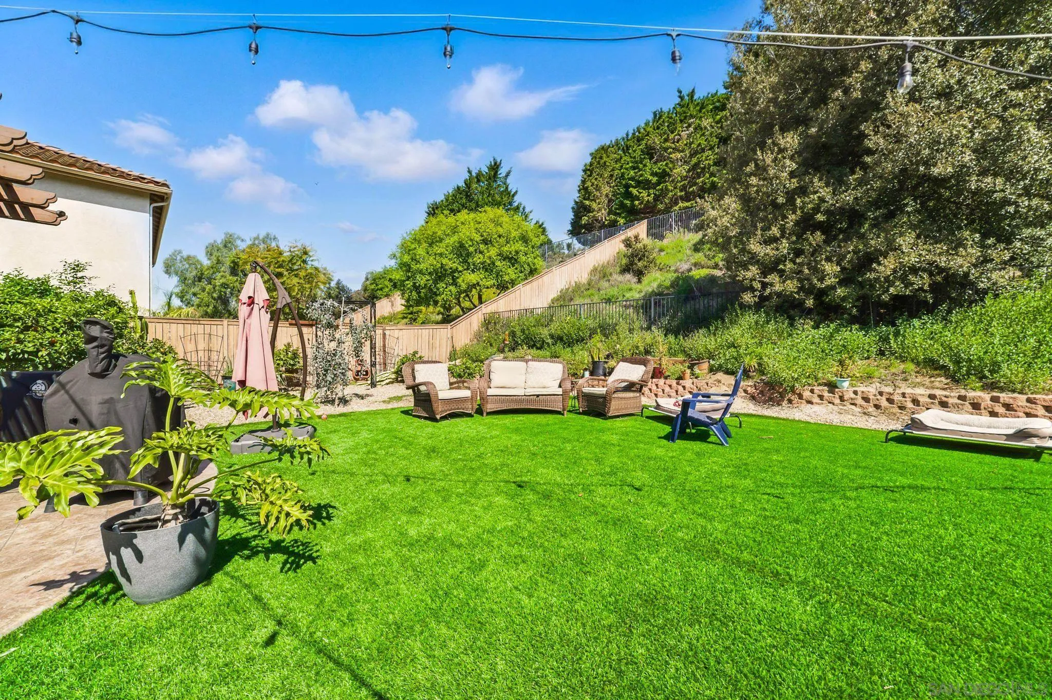 https://cdn.realtyfeed.com/cdn/127/250023963/fcfbed47e02f9db071ef64c3709bd15d.webp