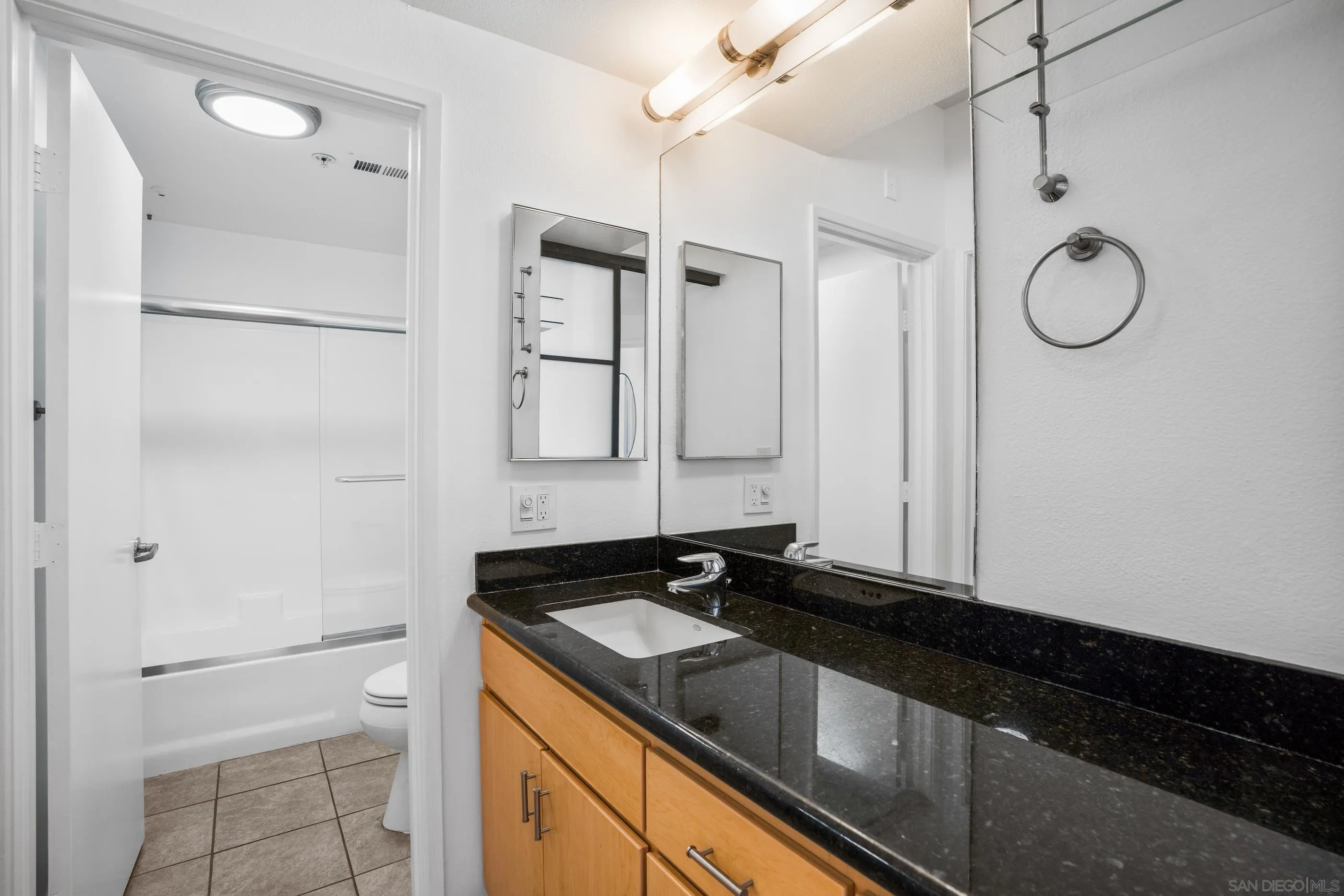 Photo #21: 250023989 Listing: Photo #21