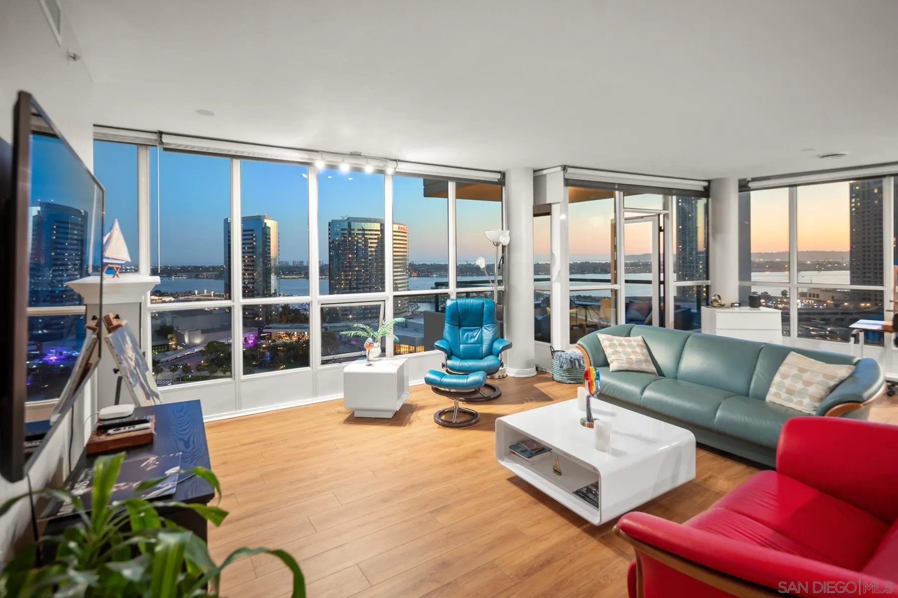 Photo #4: 250024034 Listing 