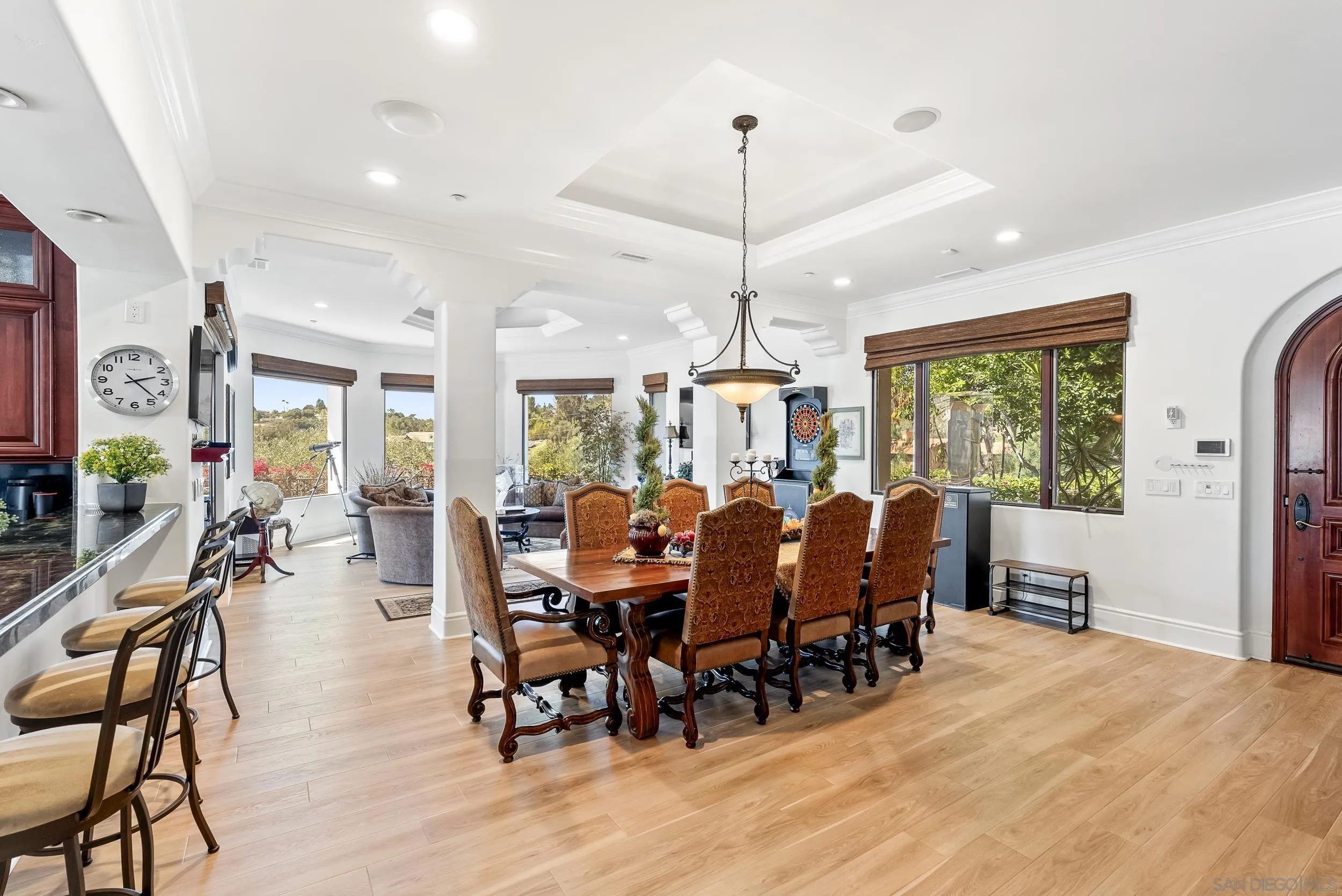 https://cdn.realtyfeed.com/cdn/127/250024050/8aa77d07a2b550c2a5ea07d0ad11d746.webp