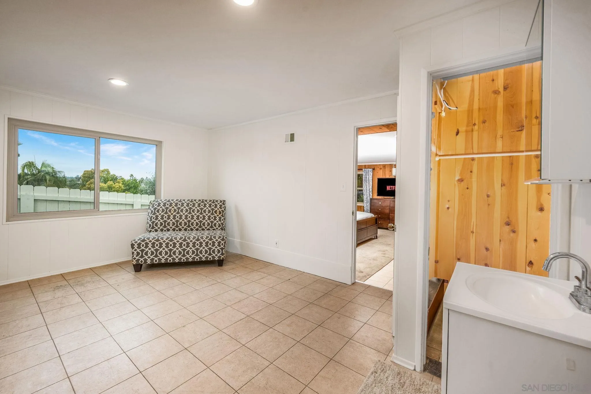 https://cdn.realtyfeed.com/cdn/127/250024051/58c68c9adcd57baf0f144a6edd475b09.webp