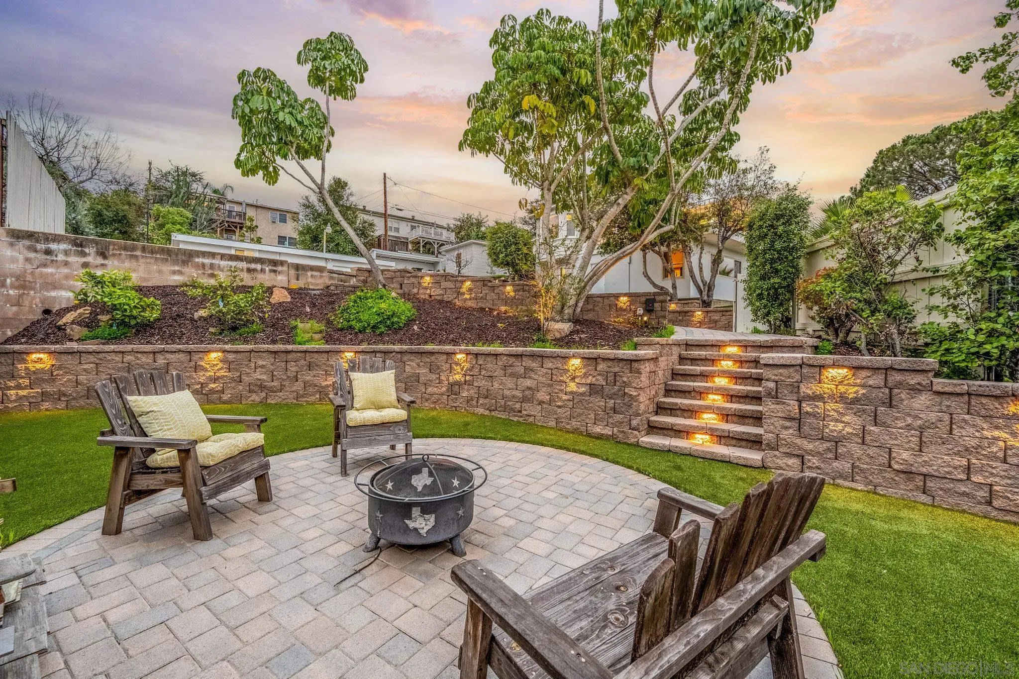 https://cdn.realtyfeed.com/cdn/127/250024051/75fa7c5867d06d734b29a33852a669e3.webp