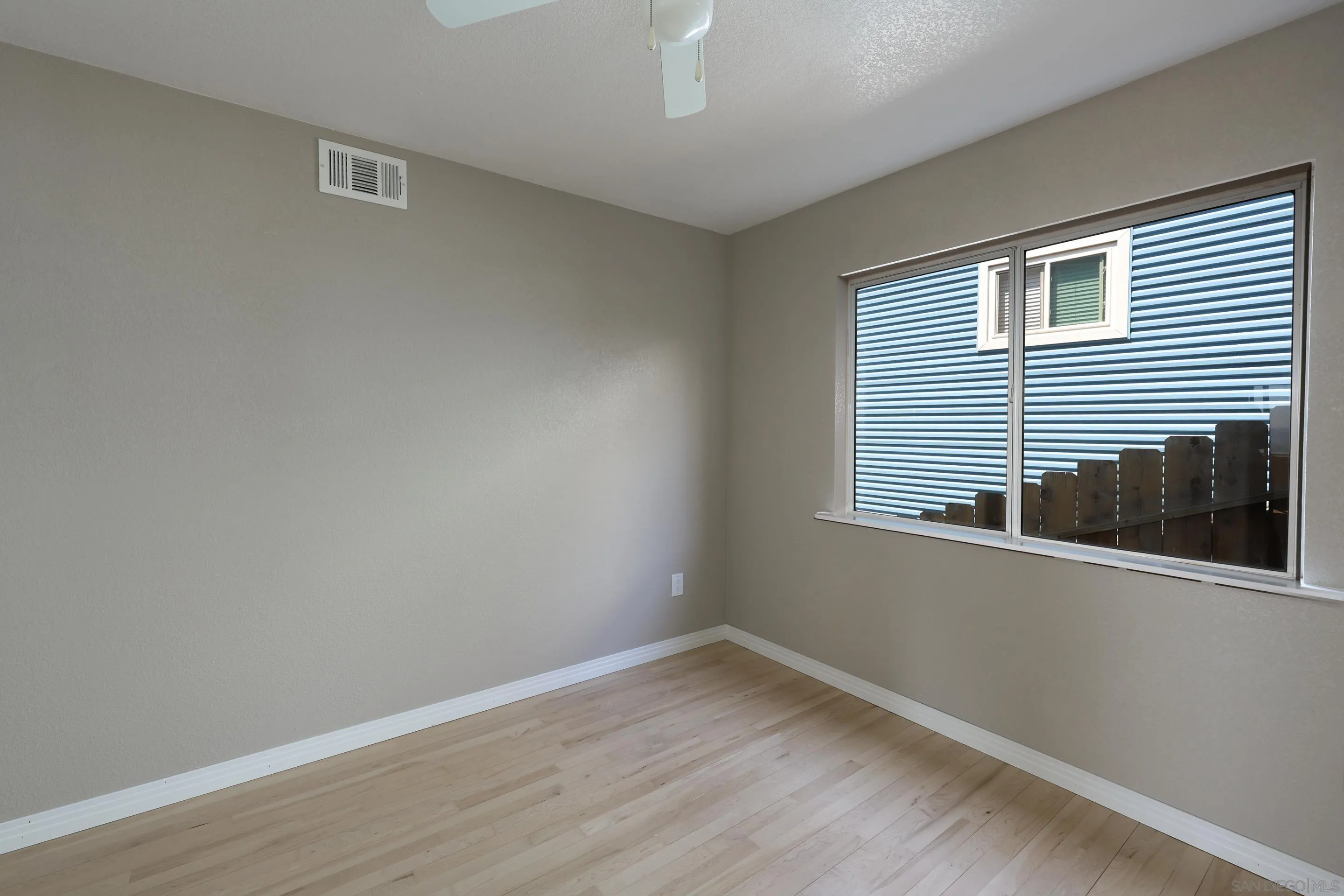 https://cdn.realtyfeed.com/cdn/127/250024053/fa0f01fe66bfcdb4d4a4c168d64ff360.webp