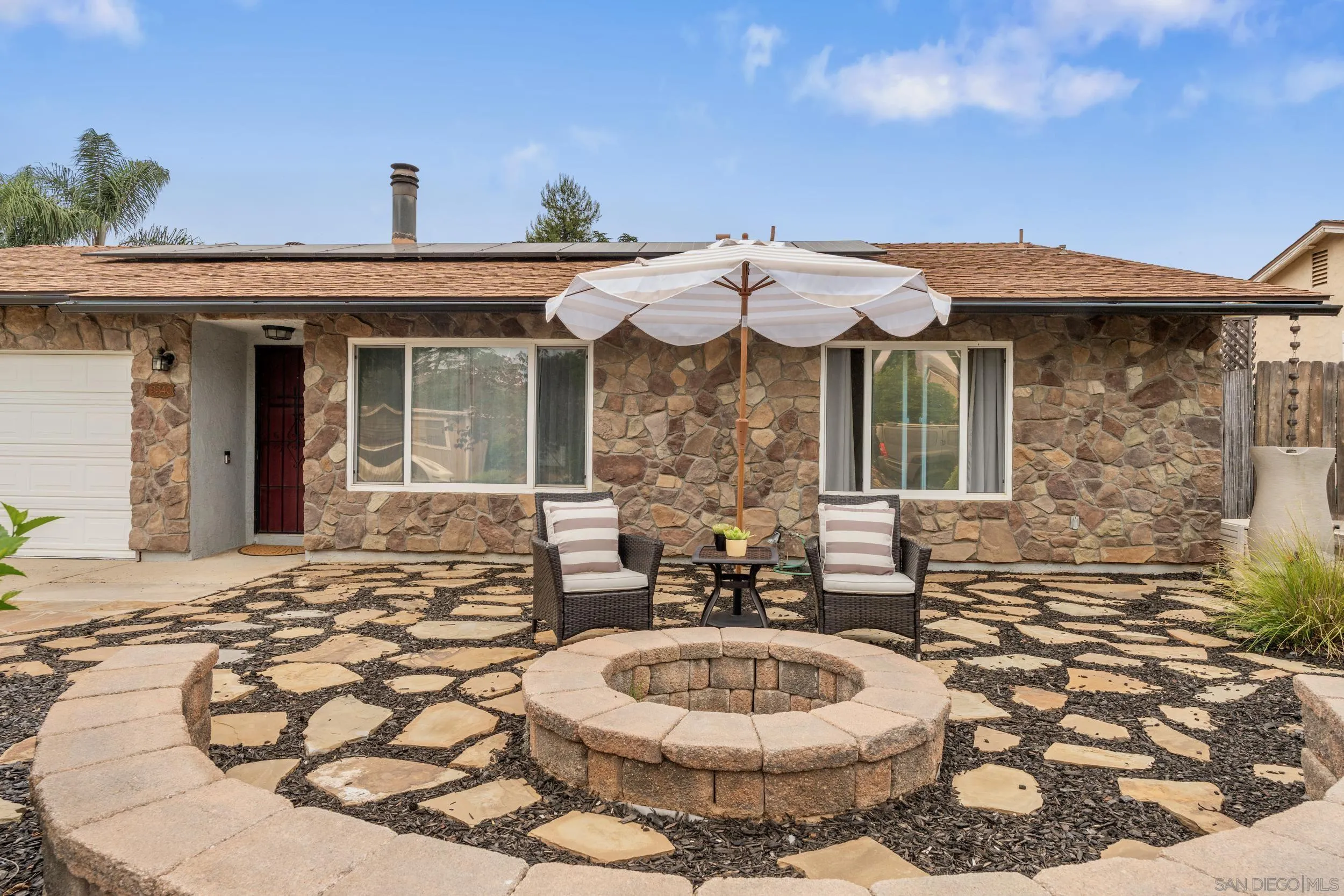 https://cdn.realtyfeed.com/cdn/127/250024102/3b415856f4f23fad4a748b0089c08d07.webp