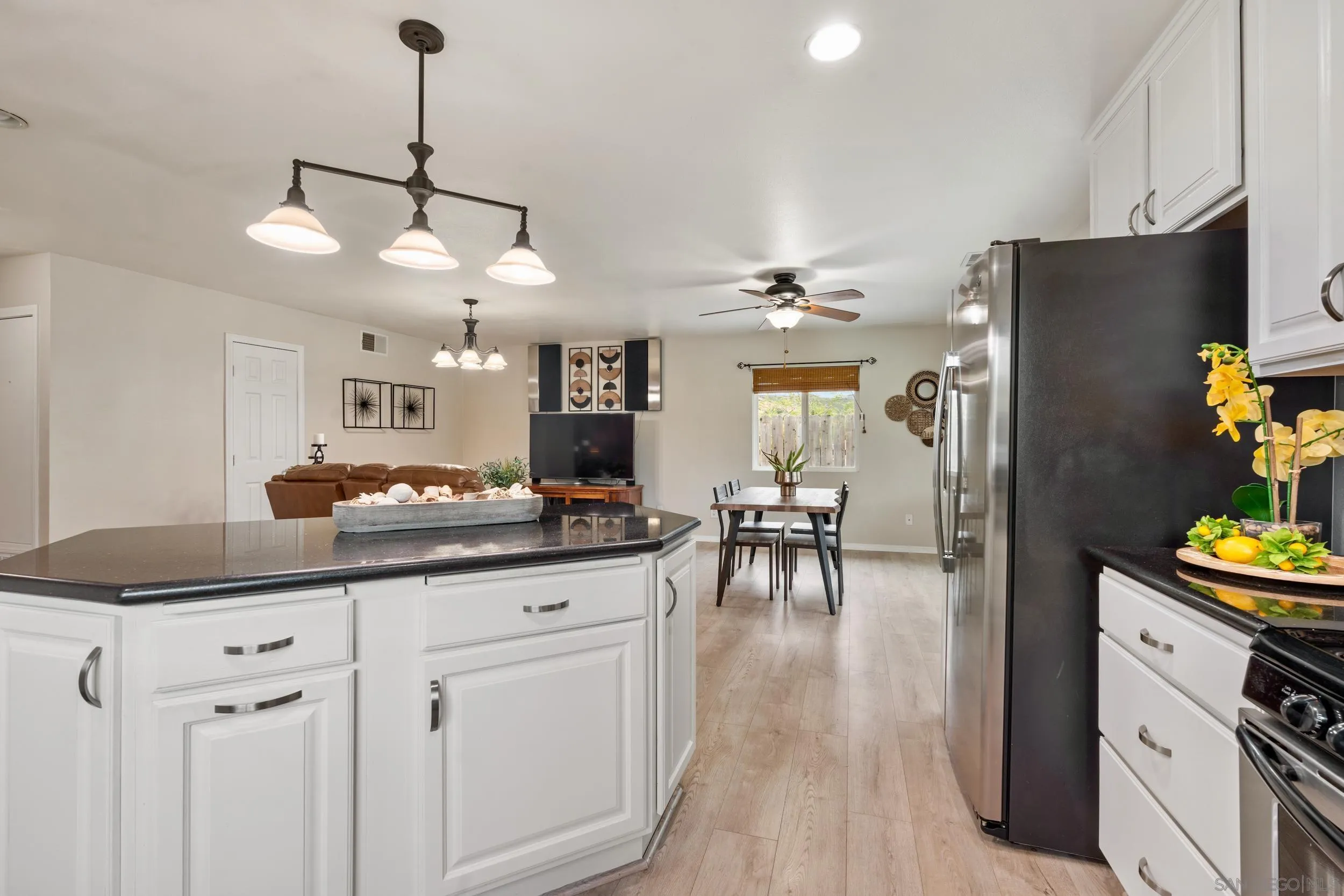 https://cdn.realtyfeed.com/cdn/127/250024102/53487739b2ee1aa1e106c17b67b62ac2.webp