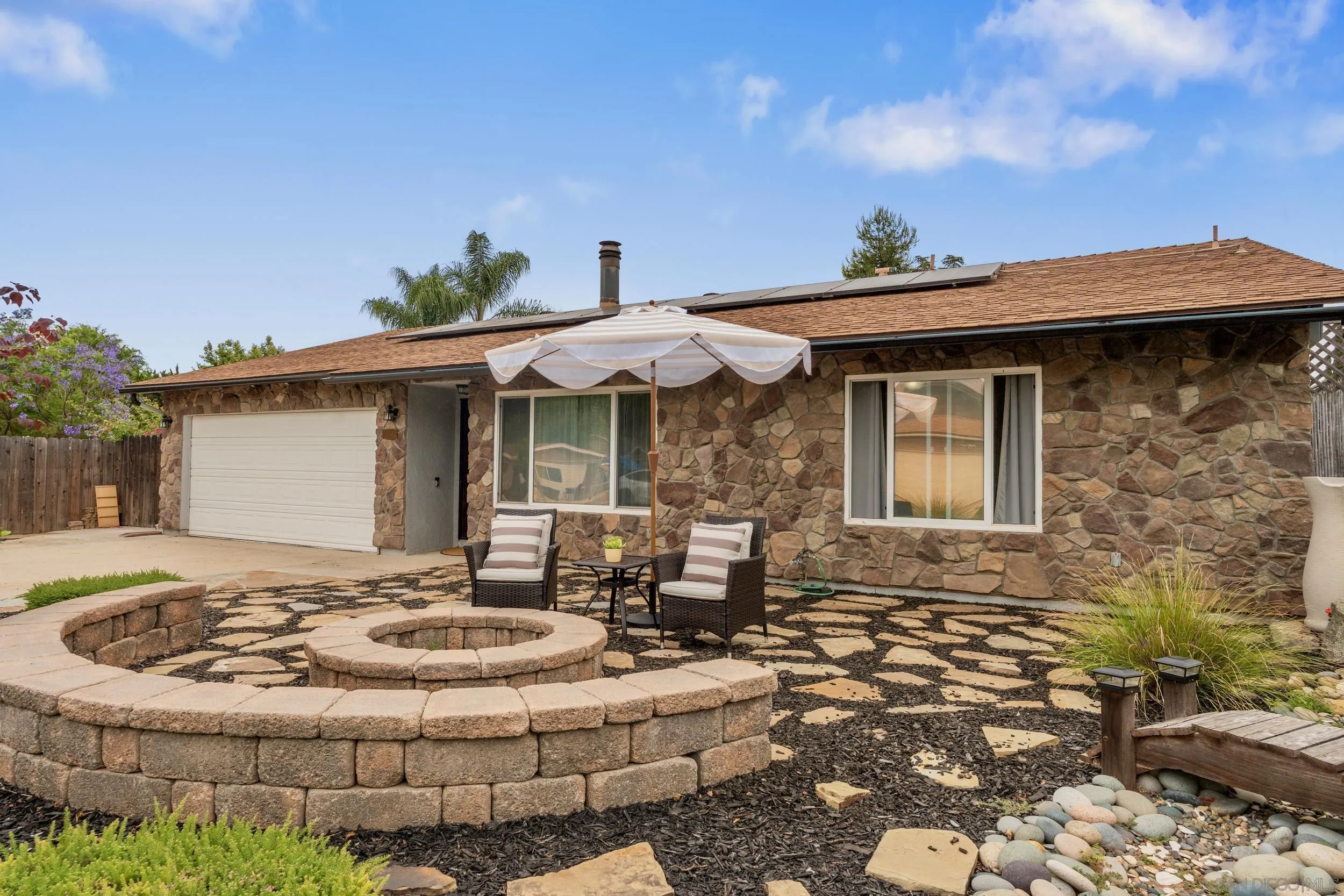 https://cdn.realtyfeed.com/cdn/127/250024102/6b97c6201f9dd0422dbb628b83f5bc49.webp
