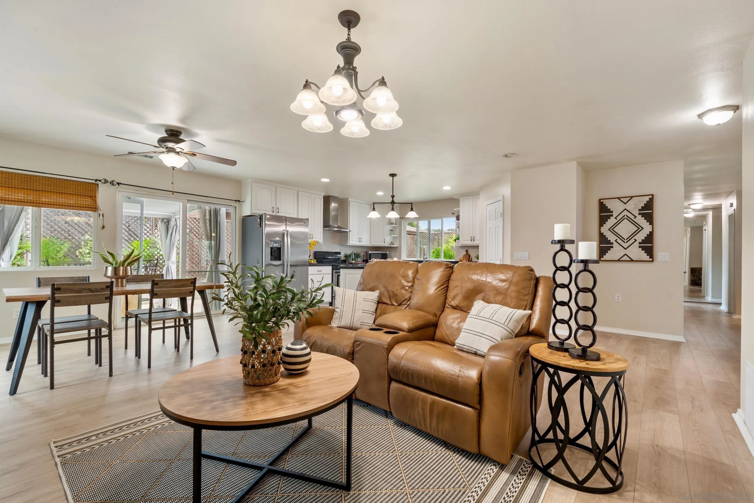 https://cdn.realtyfeed.com/cdn/127/250024102/84c22c0aee8c49f16dbaec4476bf6dde.webp