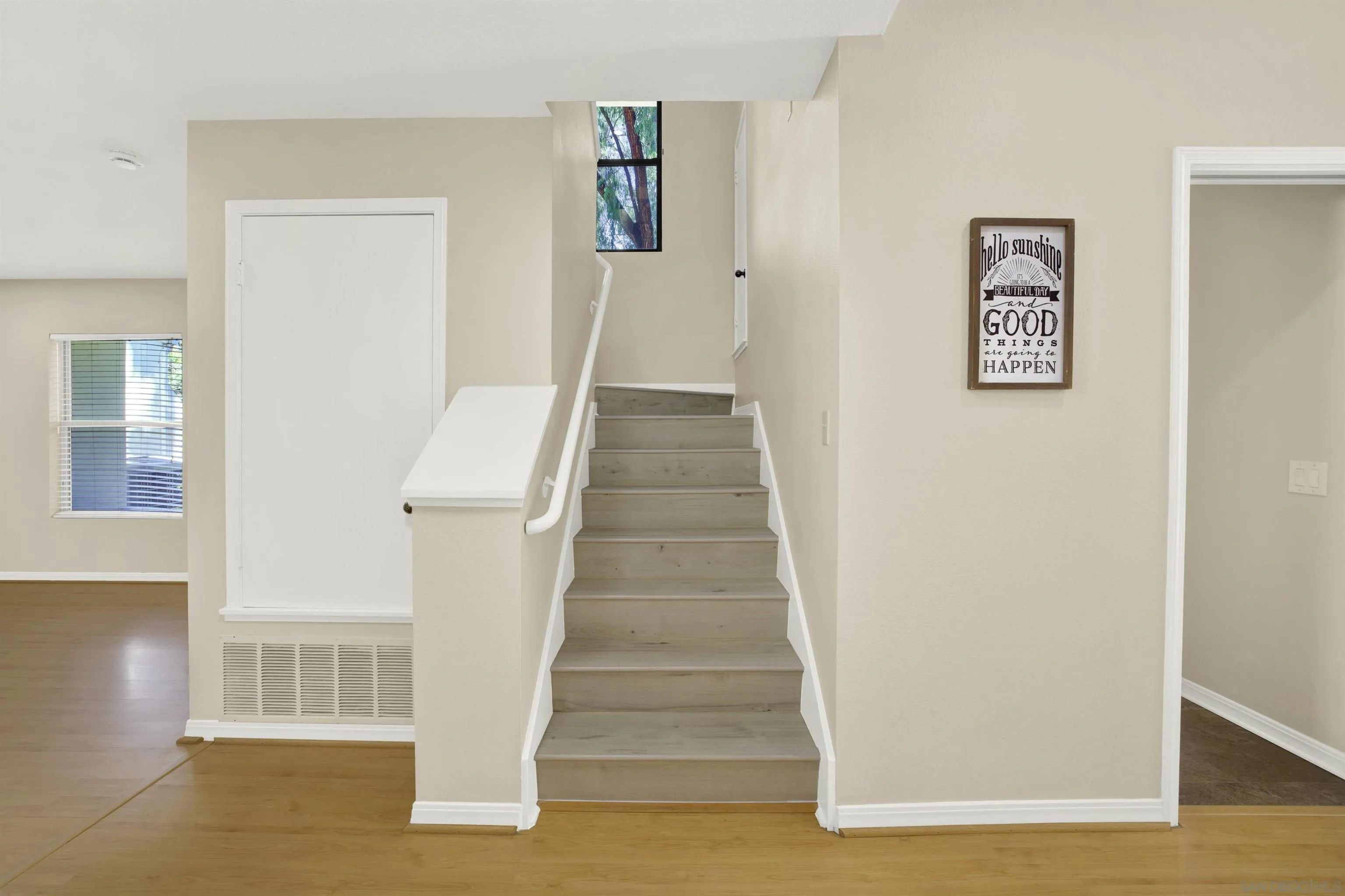 https://cdn.realtyfeed.com/cdn/127/250024104/ed7c5b142b2fe5f7d294b246c9884410.webp
