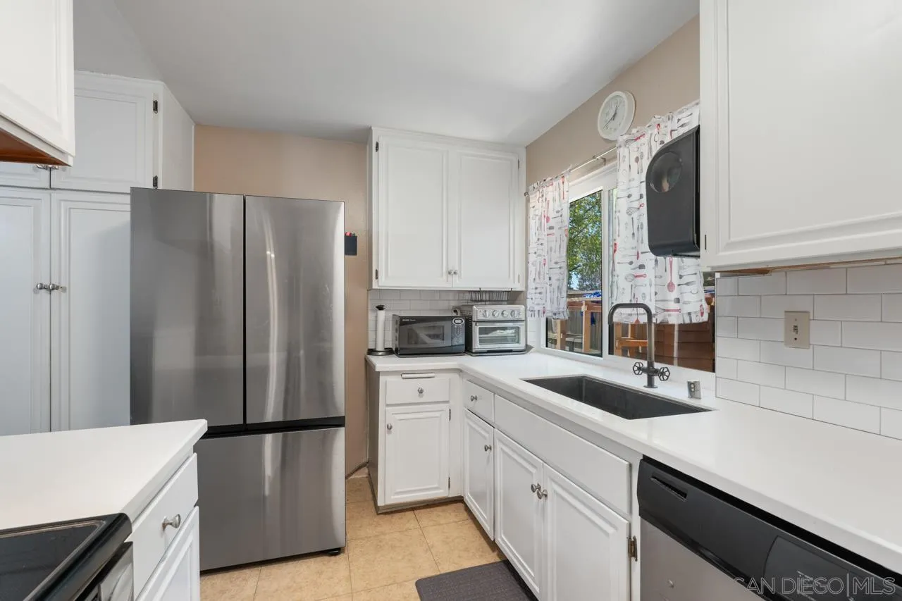 https://cdn.realtyfeed.com/cdn/127/250024140/b954268265ad6bddd2d584d6dac630dc.webp