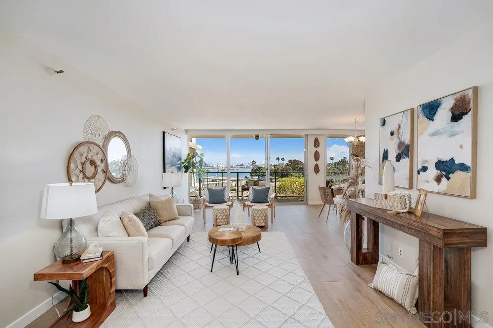 Photo #3: 250024146 Listing 