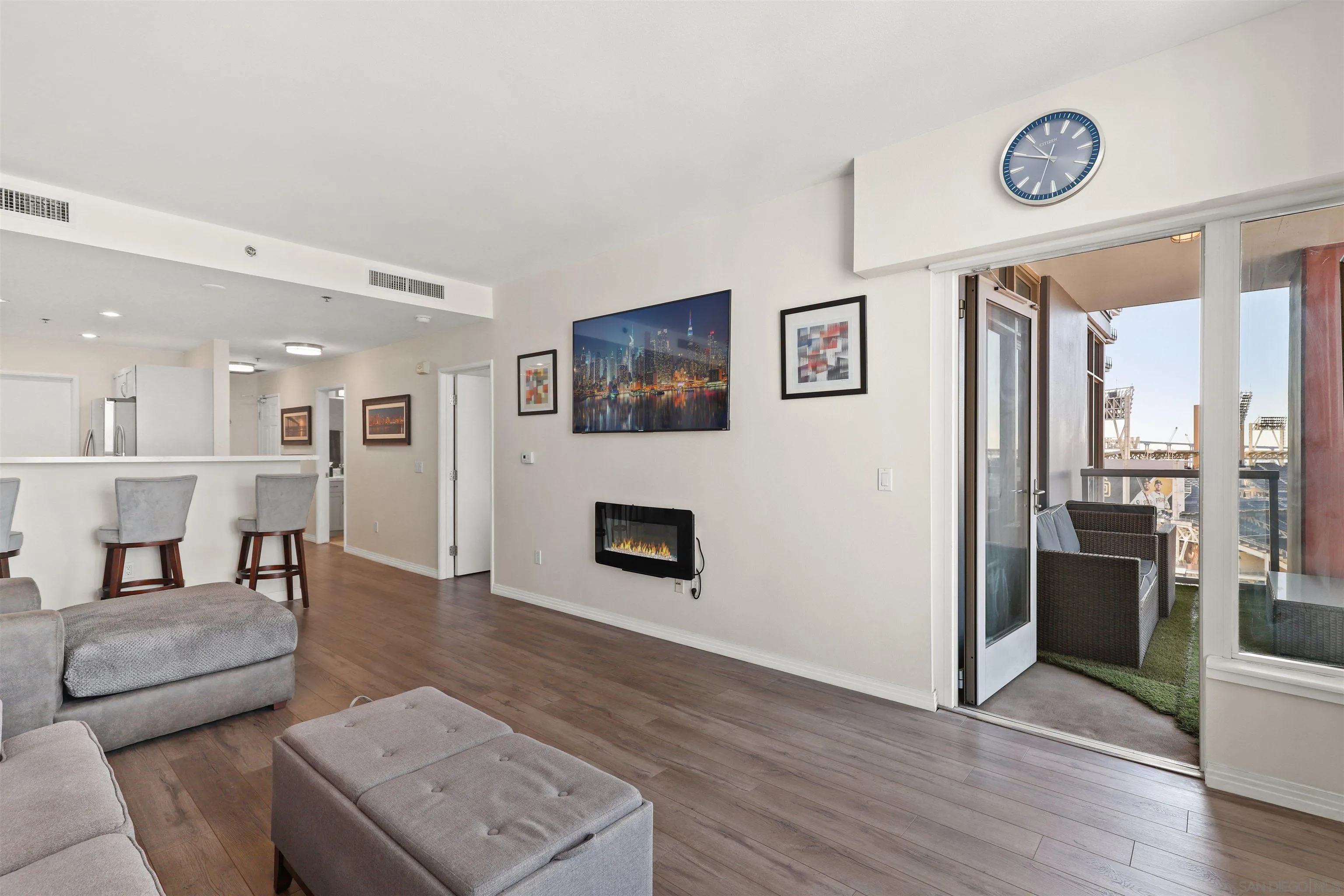 Photo #4: 250024161 Listing 