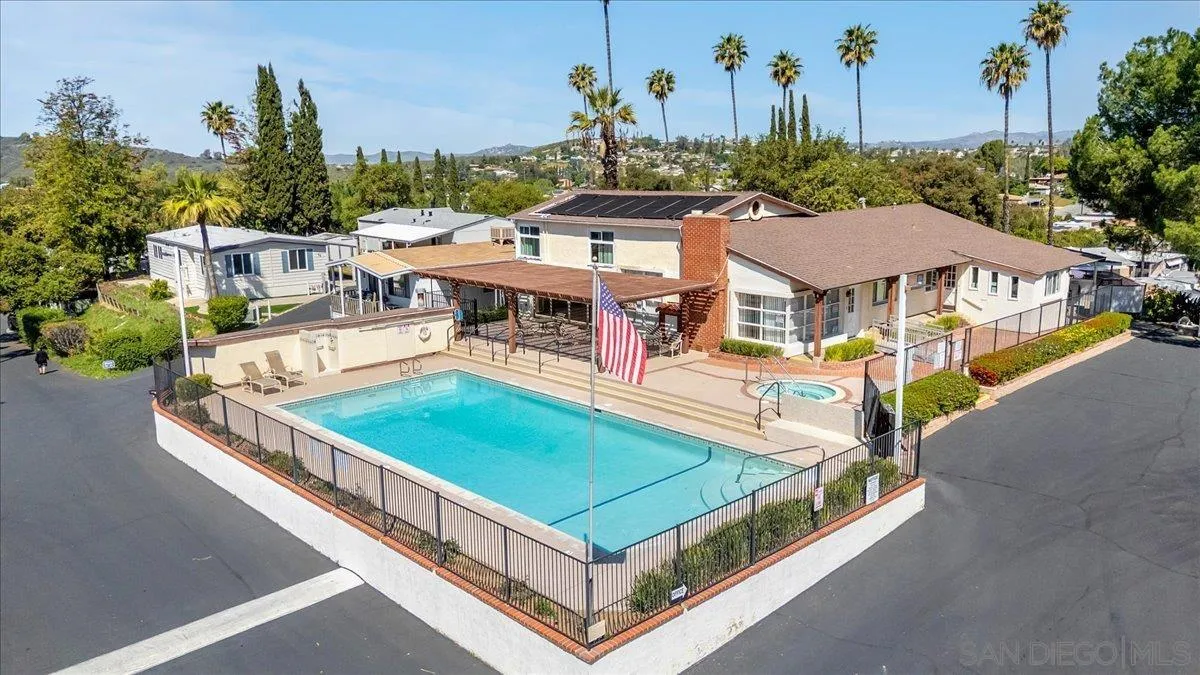 https://cdn.realtyfeed.com/cdn/127/250024164/3df70733c2d6440e9c4858297399ac64.webp