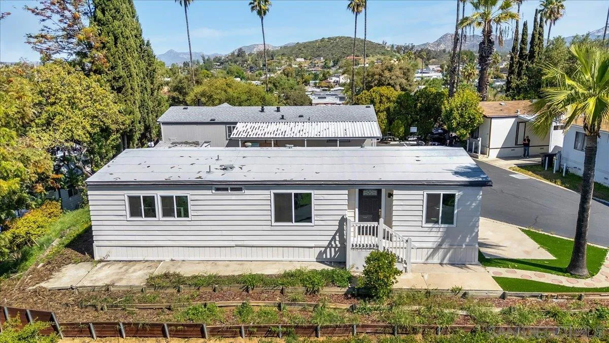 https://cdn.realtyfeed.com/cdn/127/250024164/d2fcd5708623282f591e8af9bc788ac0.webp