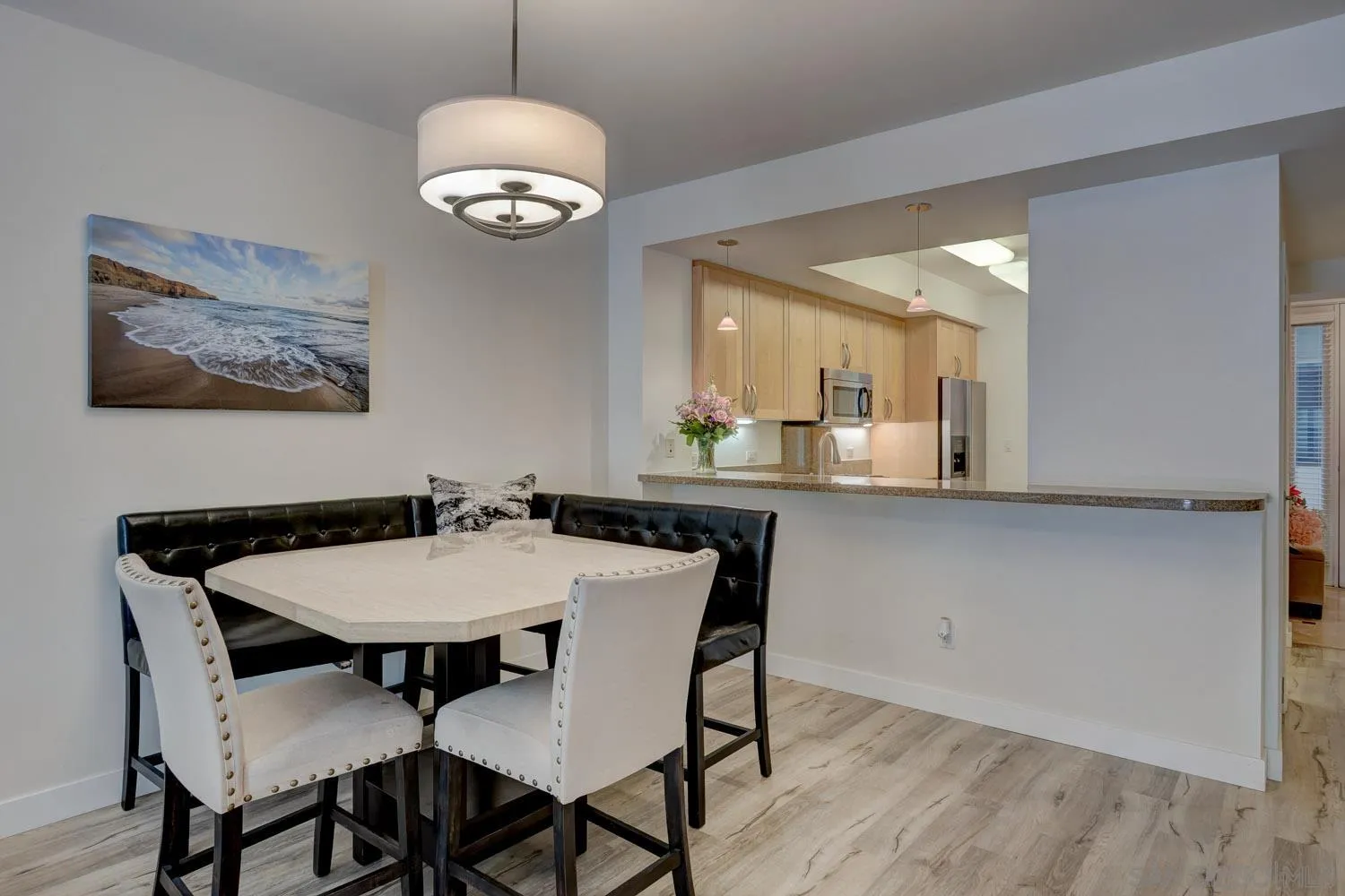 Photo #4: 250024170 Listing 
