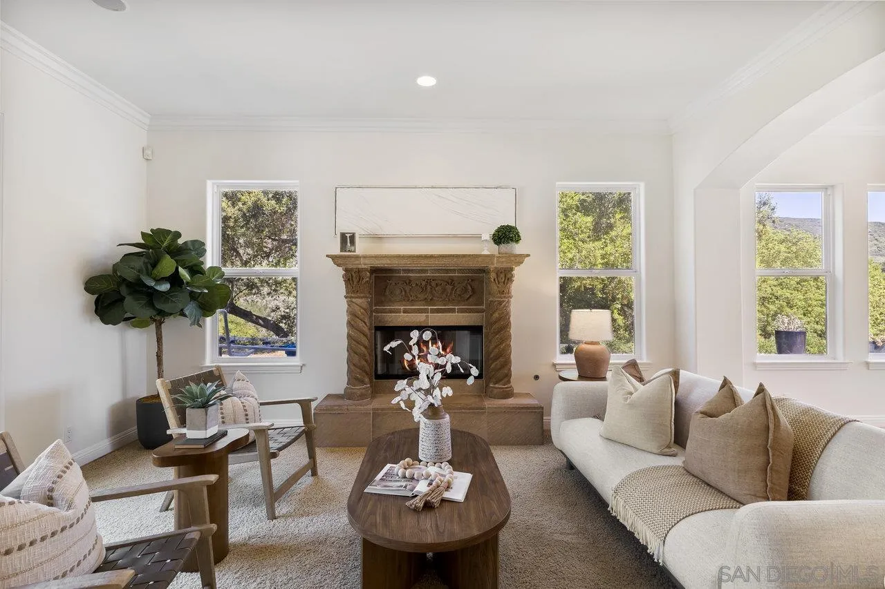 https://cdn.realtyfeed.com/cdn/127/250024177/4c0bcc4dd3f1a8b061341f6ddc76546f.webp