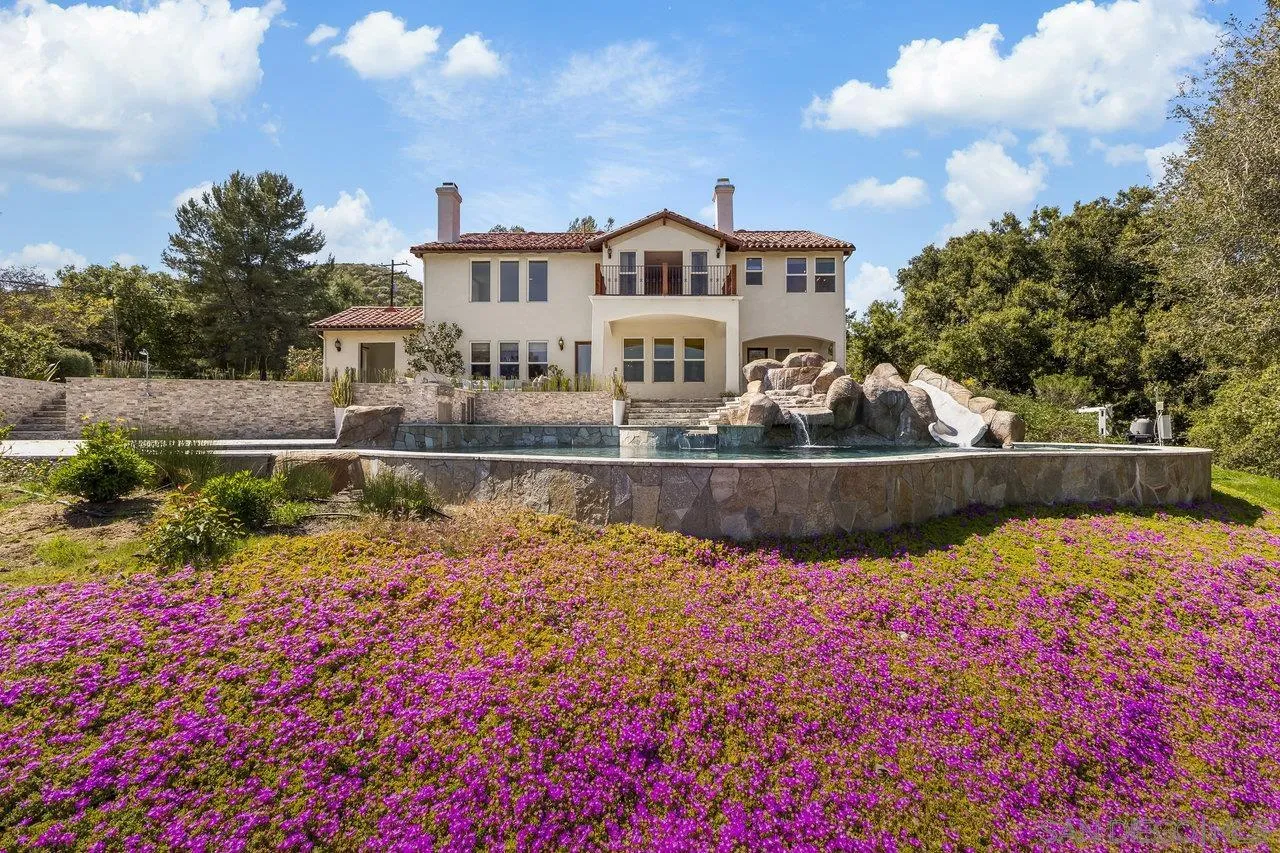 https://cdn.realtyfeed.com/cdn/127/250024177/a78cf1c0fa16d8ddacb5e8867da35059.webp