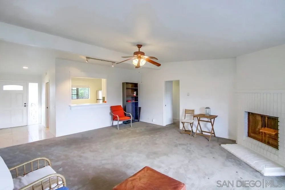 Photo #9: 250024191 Listing: Photo #9