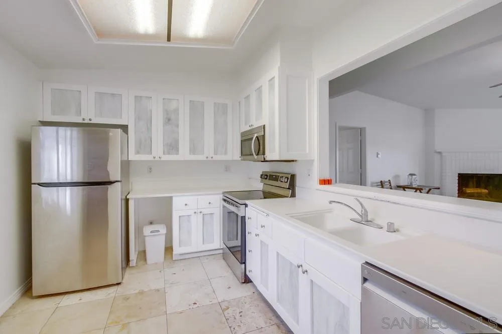 Photo #11: 250024191 Listing: Photo #11