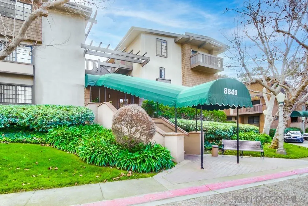 Photo #2: 250024191 Listing 