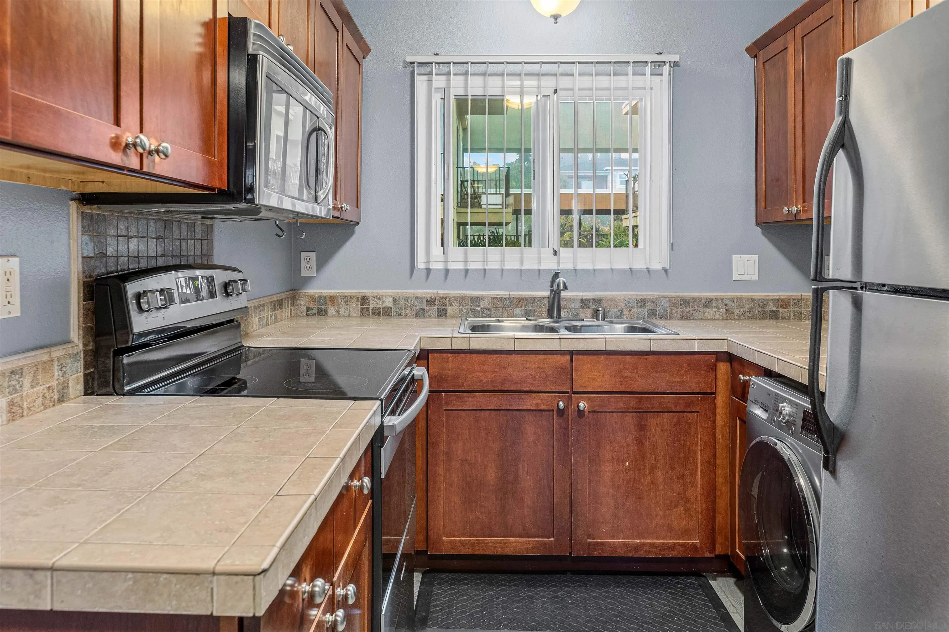 Photo #6: 250024201 Listing 