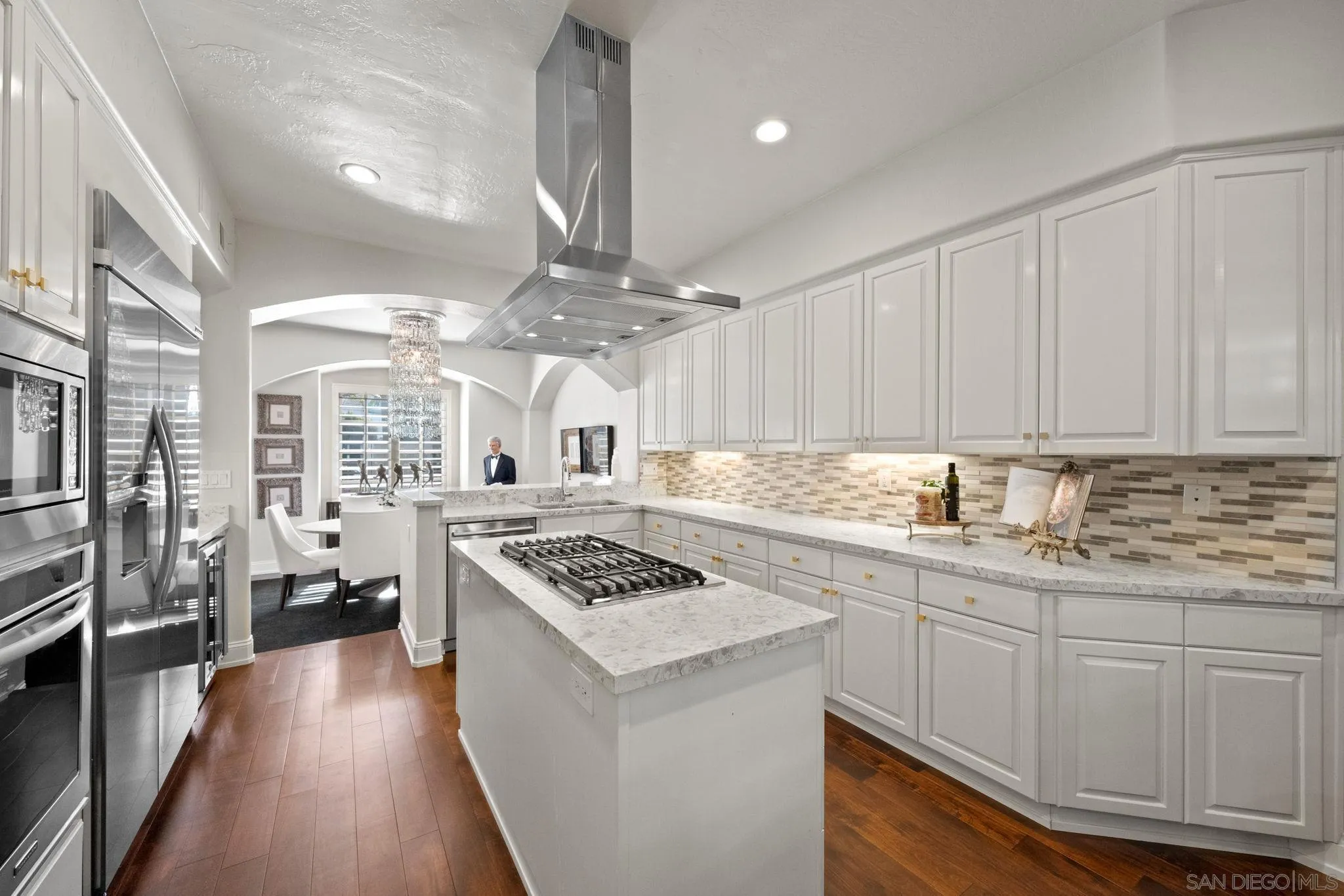 Photo #5: 250024225 Listing 
