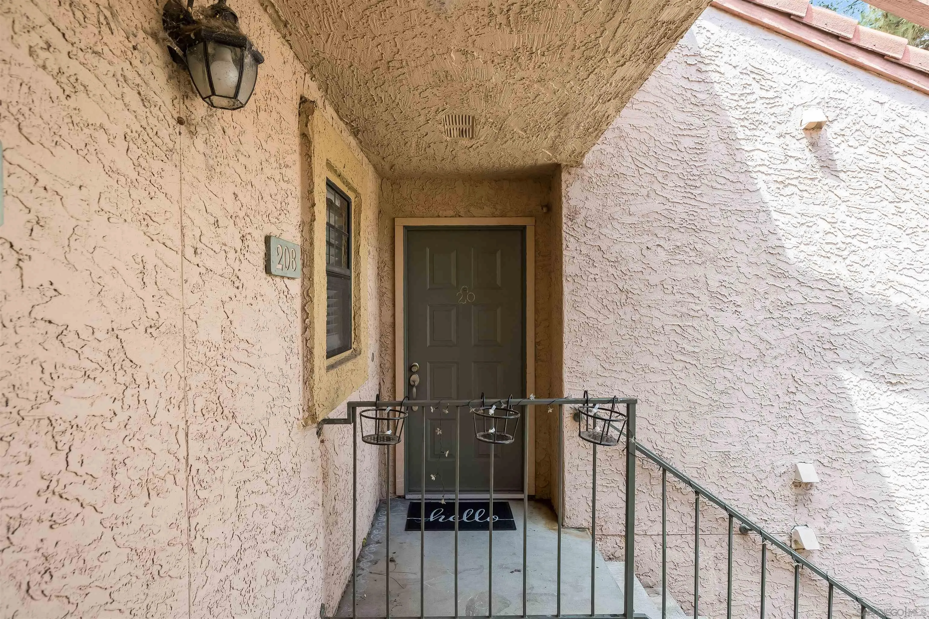 Photo #4: 250024239 Listing 