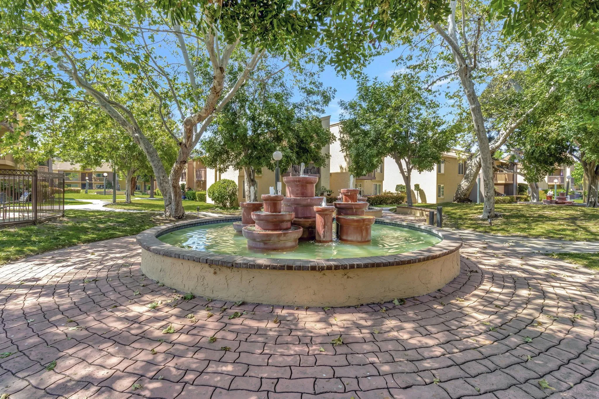 Photo #28: 250024279 Listing: Photo #28