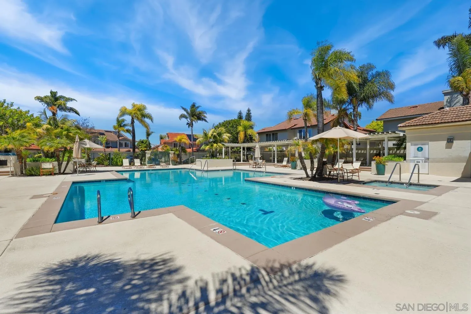 https://cdn.realtyfeed.com/cdn/127/250024307/bcf4799d1c5b793167107ff84bc2c129.webp