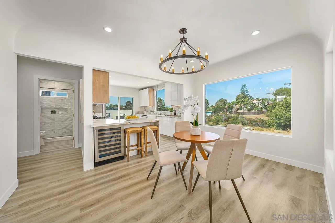 https://cdn.realtyfeed.com/cdn/127/250024308/67ee5f92fa6776e5df69c081be4e48eb.webp