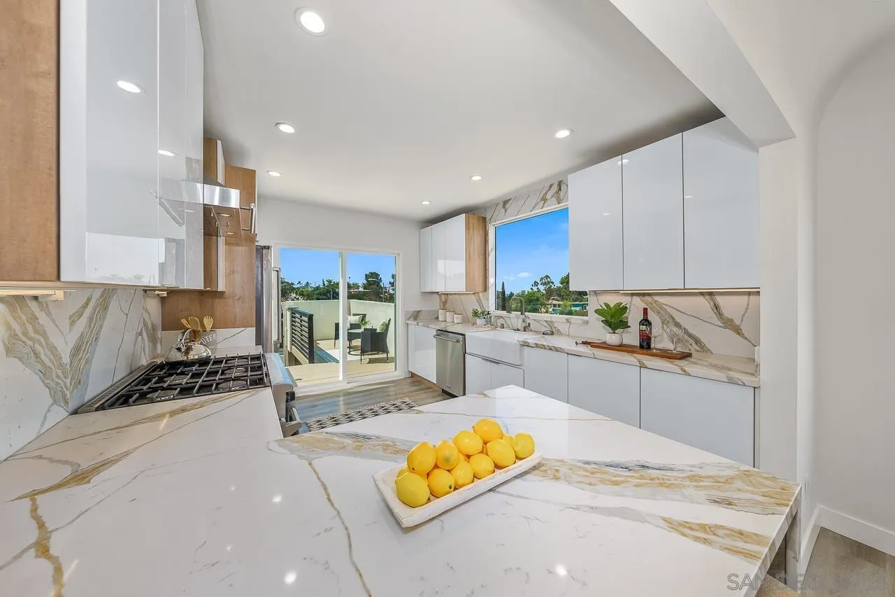 https://cdn.realtyfeed.com/cdn/127/250024308/d1f035bd48aa7d5f8283840bafa6858c.webp