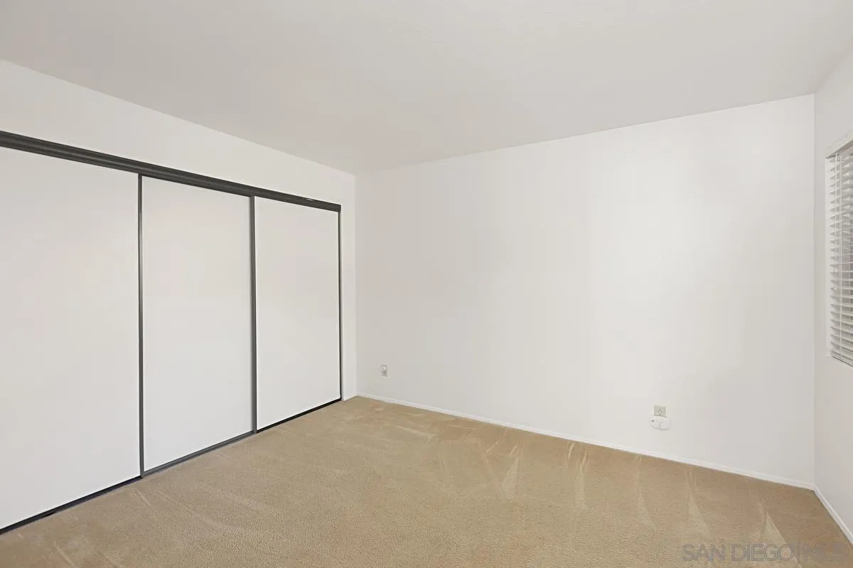 Photo #16: 250024345 Listing: Photo #16