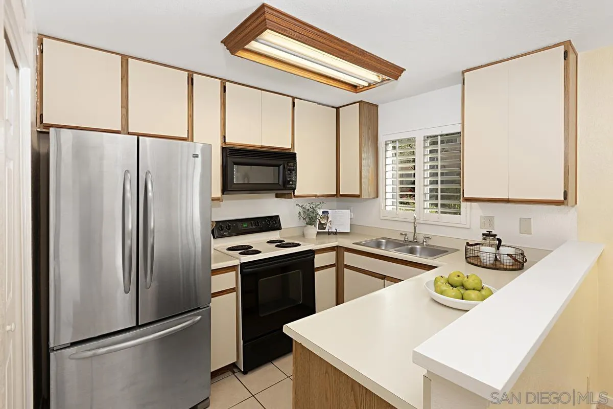 Photo #8: 250024345 Listing: Photo #8