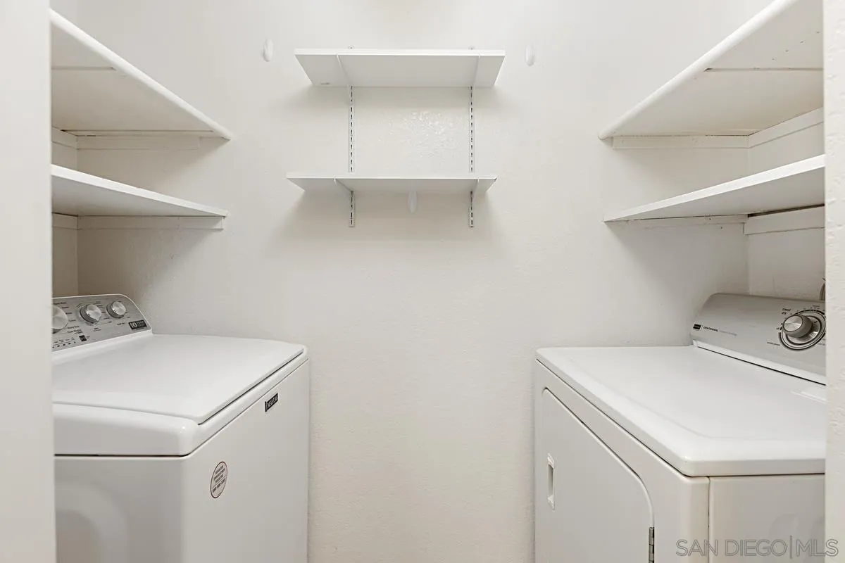 Photo #11: 250024345 Listing: Photo #11