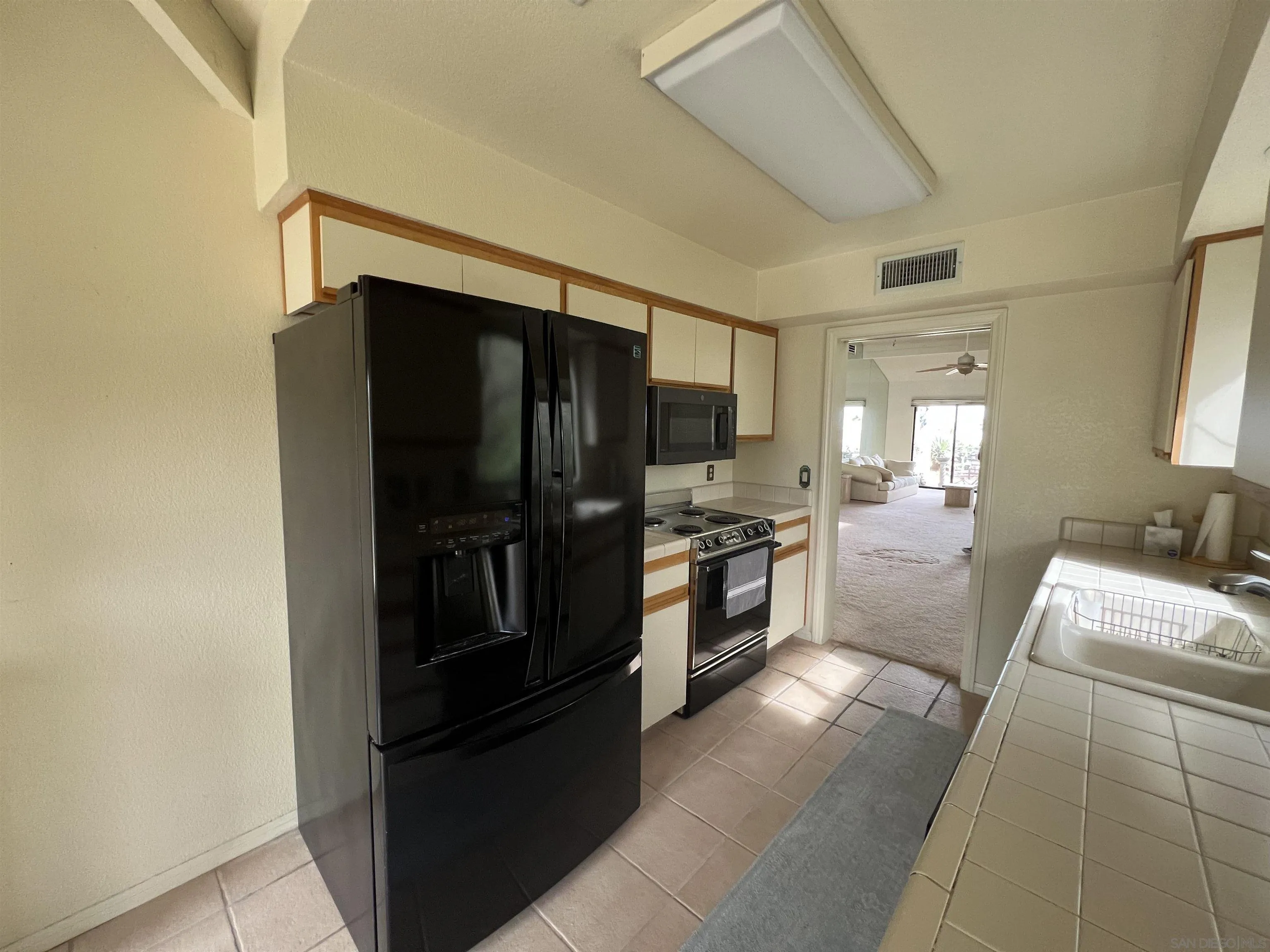 Photo #15: 250024371 Listing: Photo #15