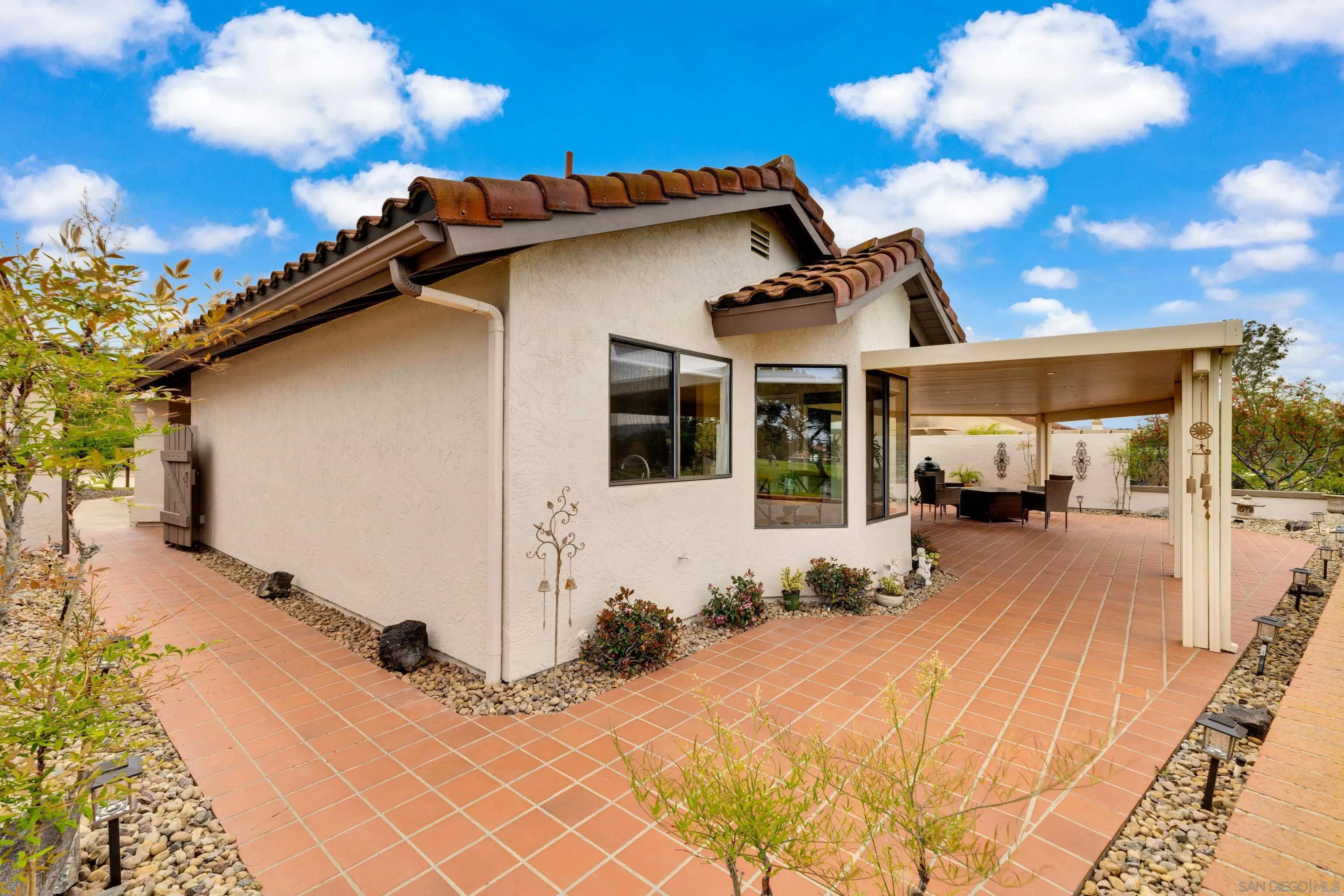 https://cdn.realtyfeed.com/cdn/127/250024383/8096863e83fdd5b063bc2cb6ba07020a.webp