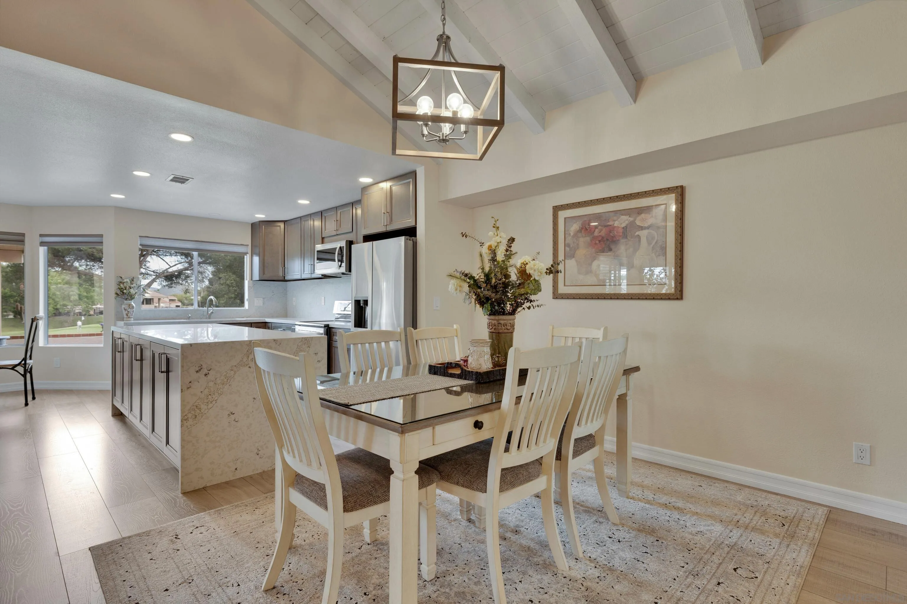 https://cdn.realtyfeed.com/cdn/127/250024383/b82b91d7c23fd0f745824b4ca503425c.webp