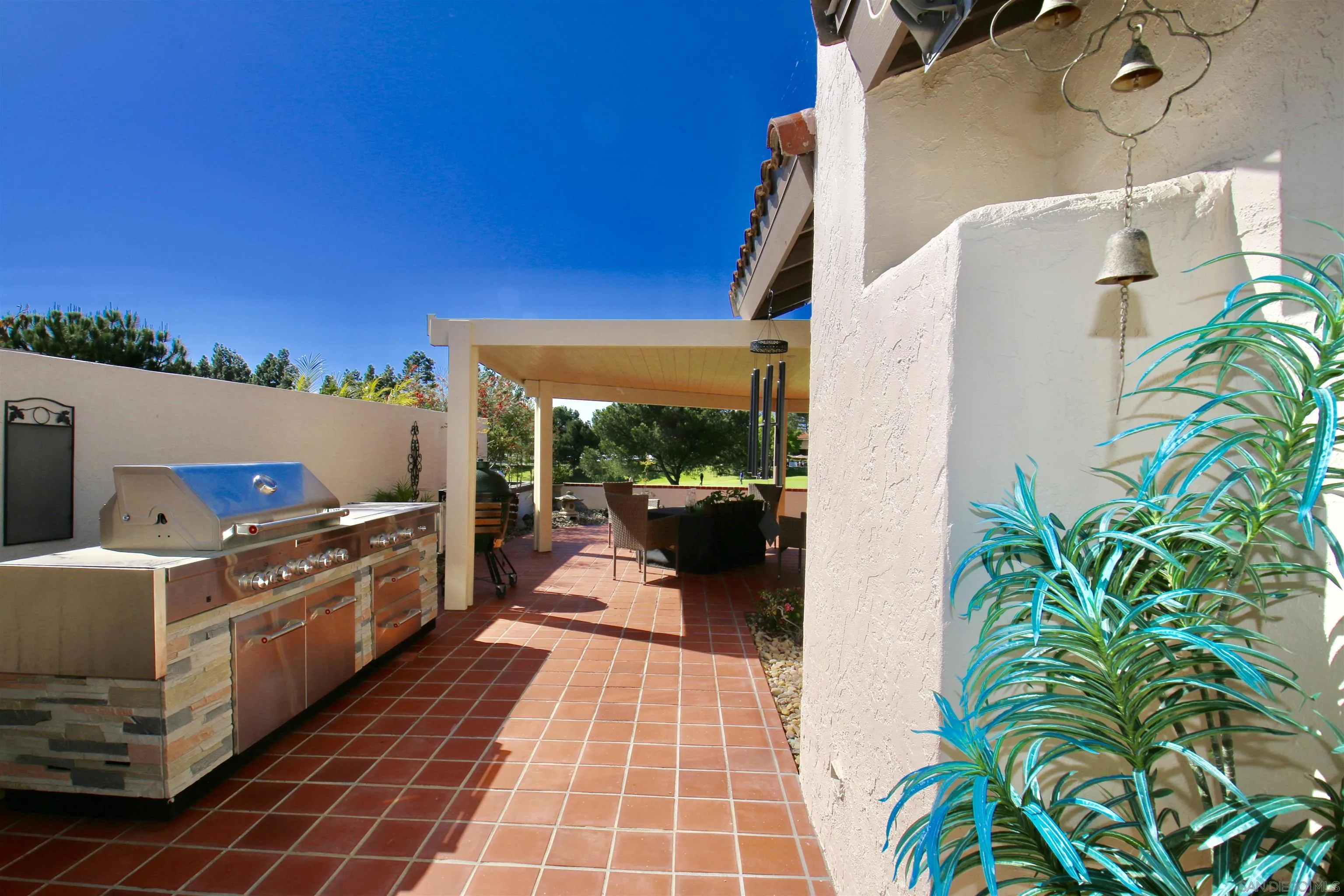 https://cdn.realtyfeed.com/cdn/127/250024383/cdcafe83b530d1786bed10aee7b93a48.webp
