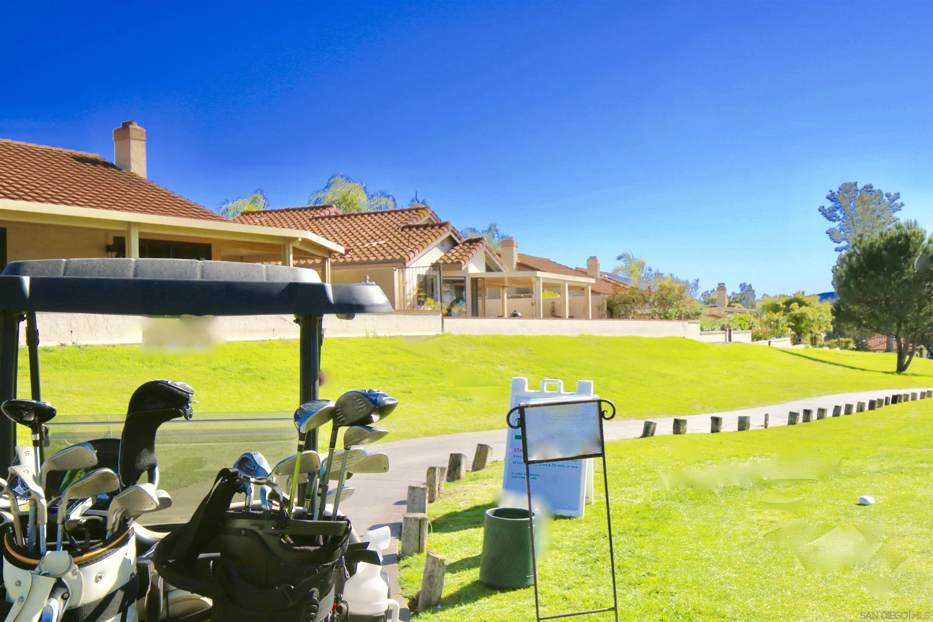 https://cdn.realtyfeed.com/cdn/127/250024383/dd844d408b2592e2f2609fb9100ddc3d.webp