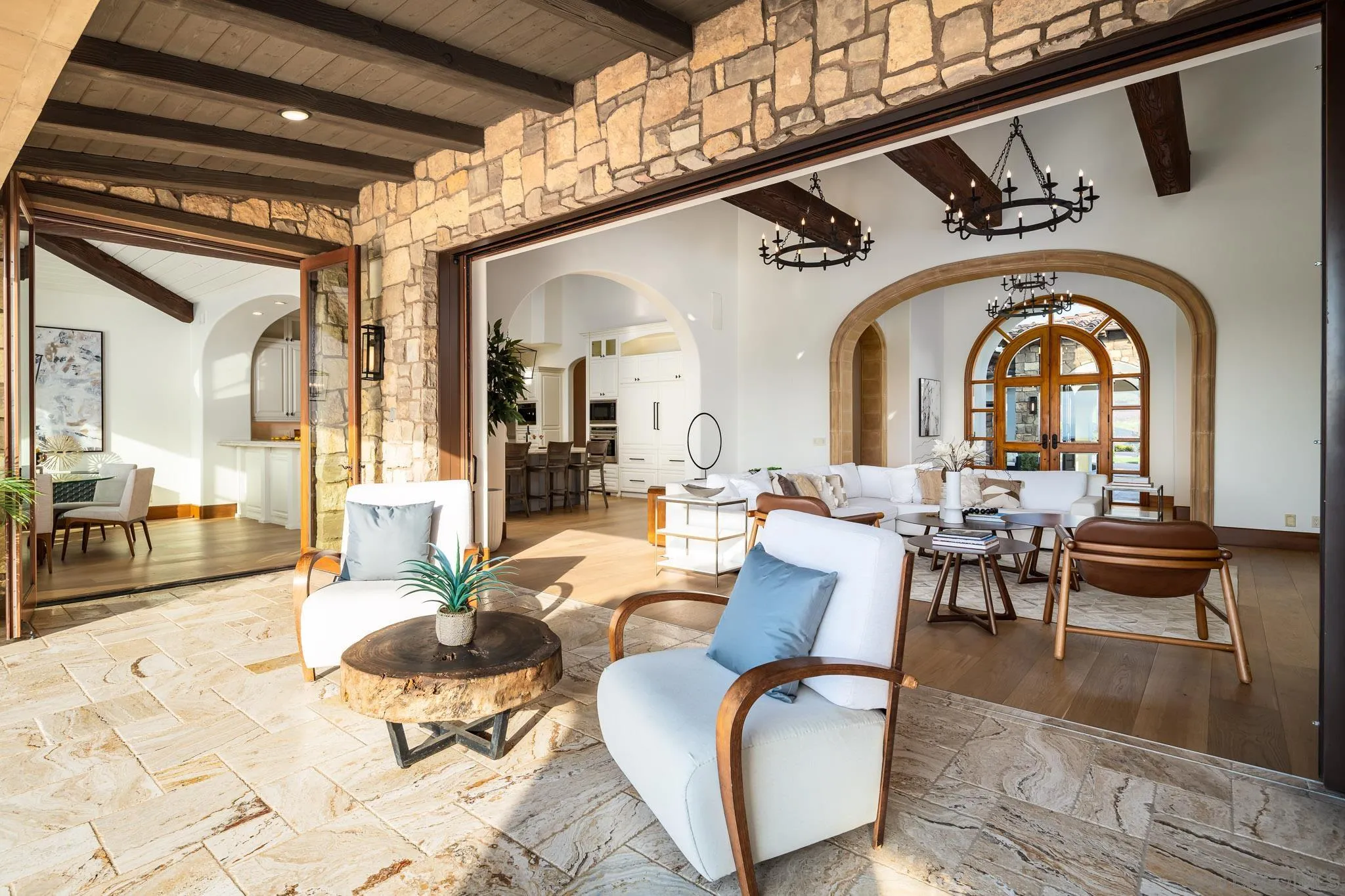 https://cdn.realtyfeed.com/cdn/127/250024405/619a13f1a8c28db11573f3557ba69091.webp