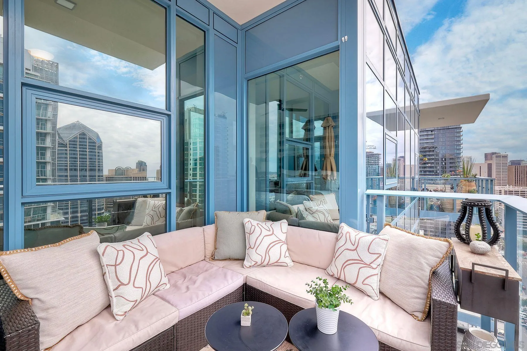 https://cdn.realtyfeed.com/cdn/127/250024412/2ceafbeae85b19924aaed254261e19f5.webp