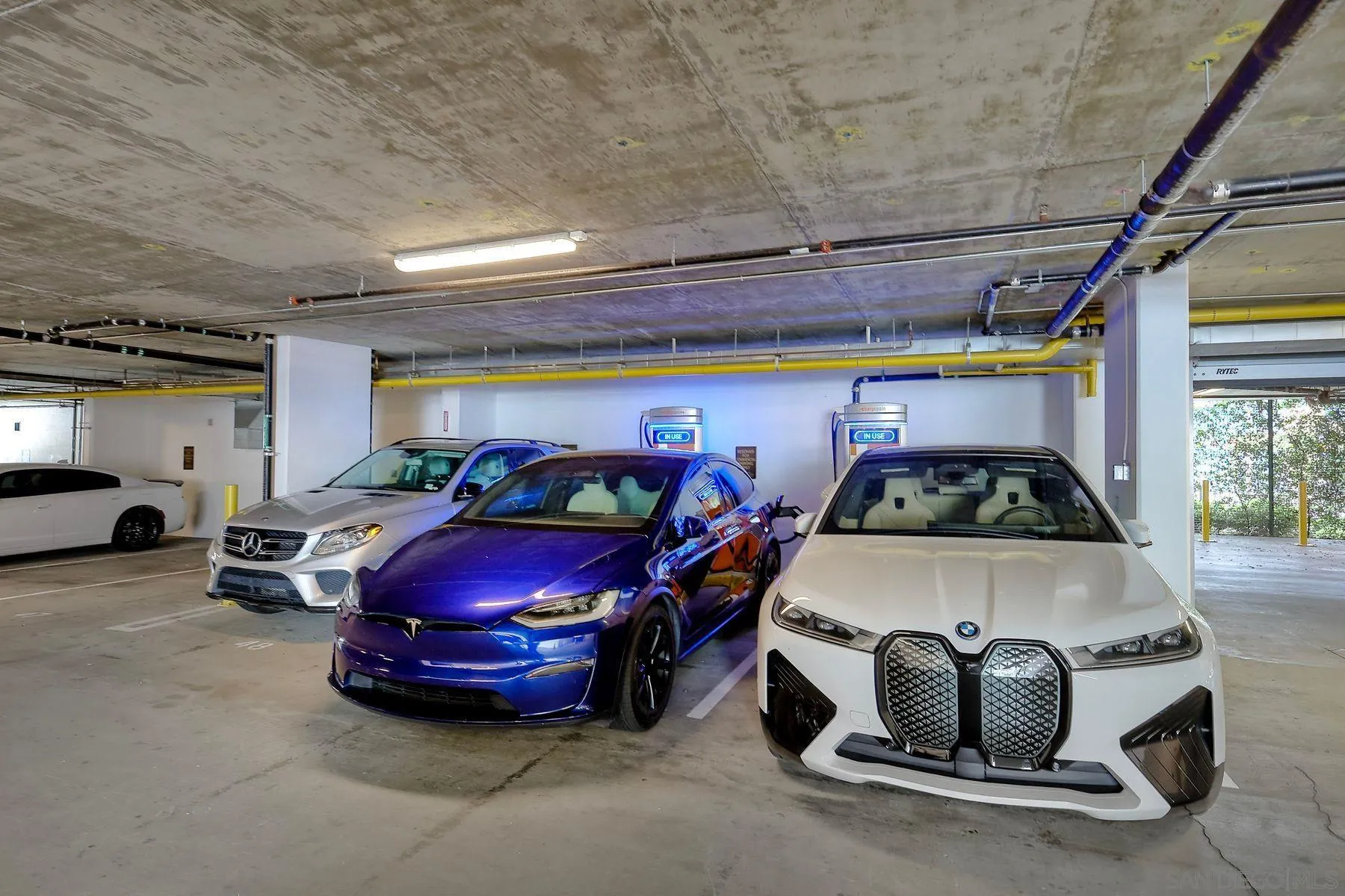 https://cdn.realtyfeed.com/cdn/127/250024412/479b9cc78cb56fbec2bfd45e71ddff14.webp