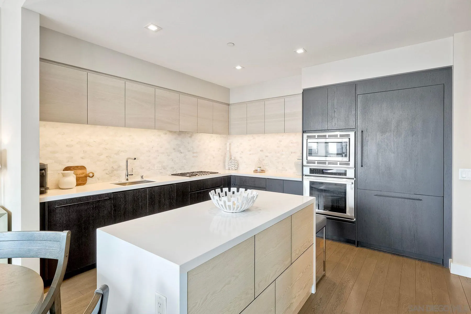 https://cdn.realtyfeed.com/cdn/127/250024412/5525d99dc2642ff569c63a3fe24b0268.webp