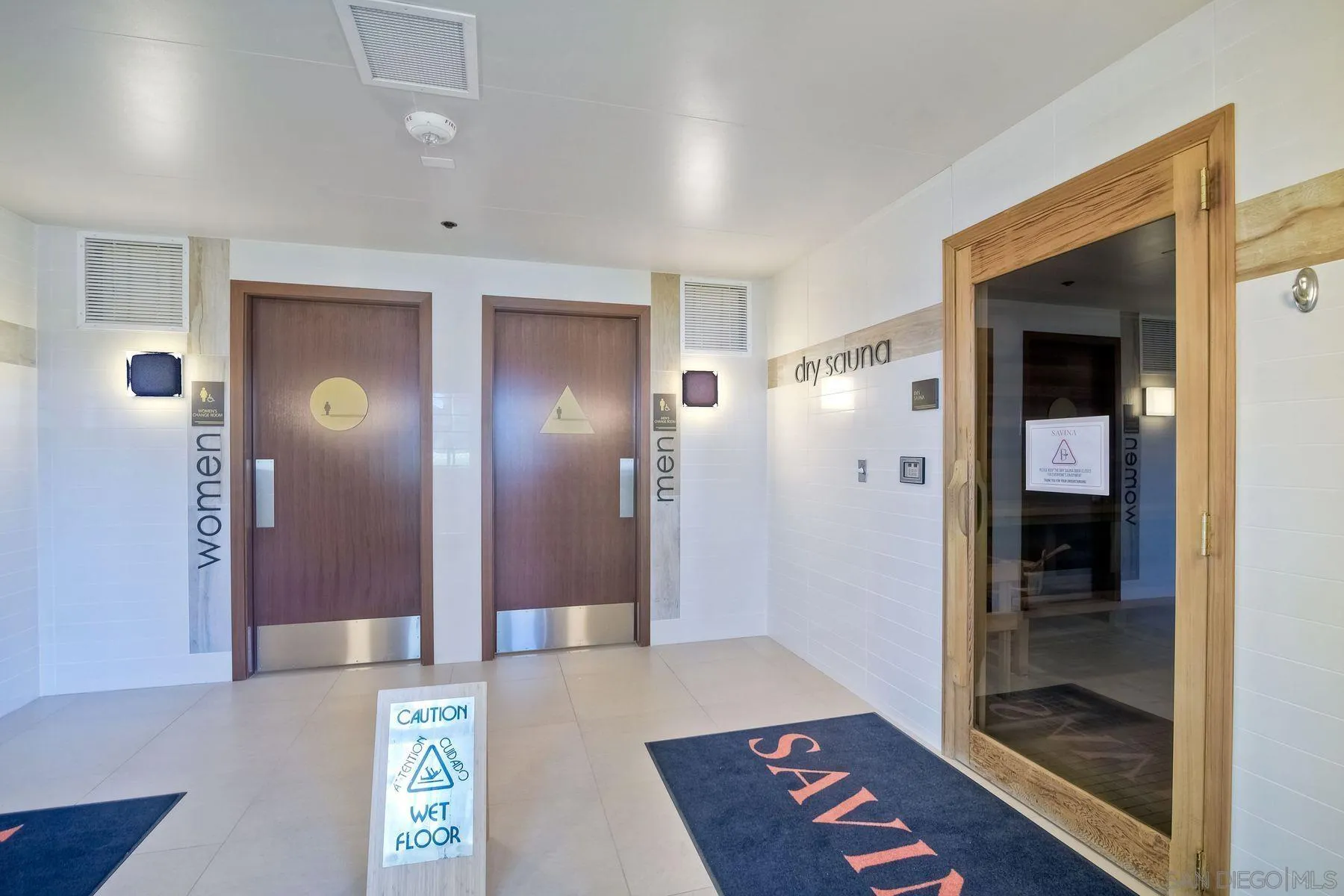 https://cdn.realtyfeed.com/cdn/127/250024412/6d7066416e37944a1ff83589fcd1c1ce.webp