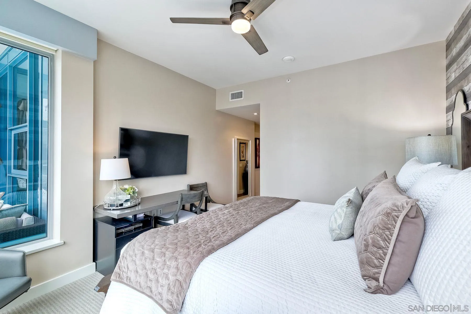 https://cdn.realtyfeed.com/cdn/127/250024412/c8935a690f2ceadebd9191b8a6633b11.webp