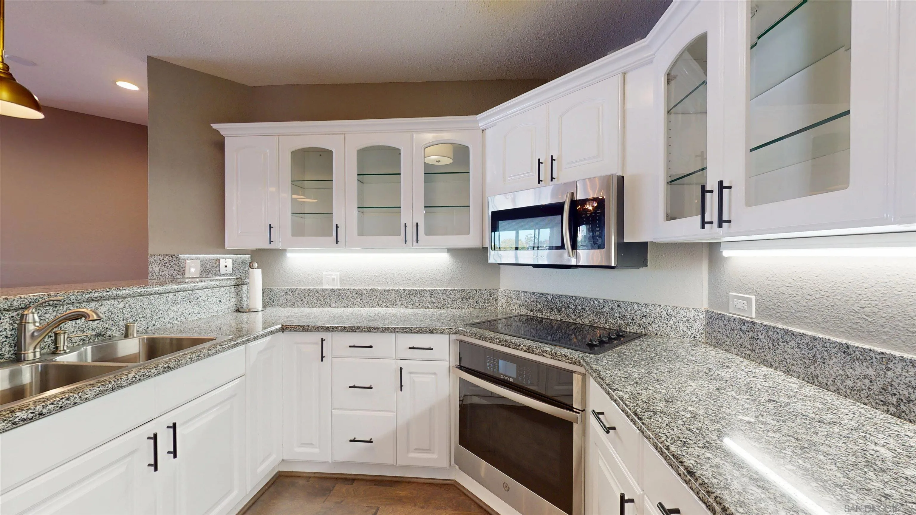 https://cdn.realtyfeed.com/cdn/127/250024474/5b8d4c935820a56e7223b7a192c1236c.webp