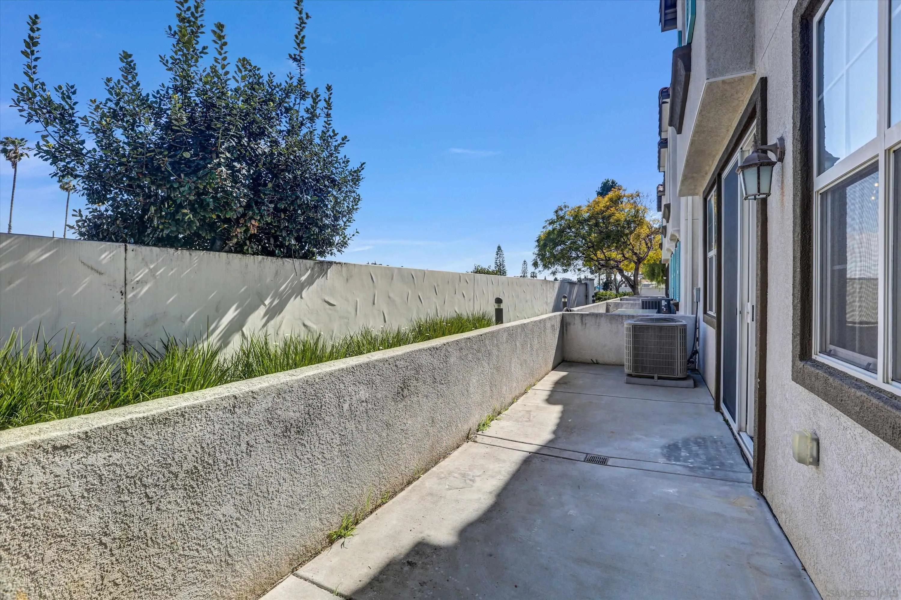 Photo #4: 250024487 Listing 