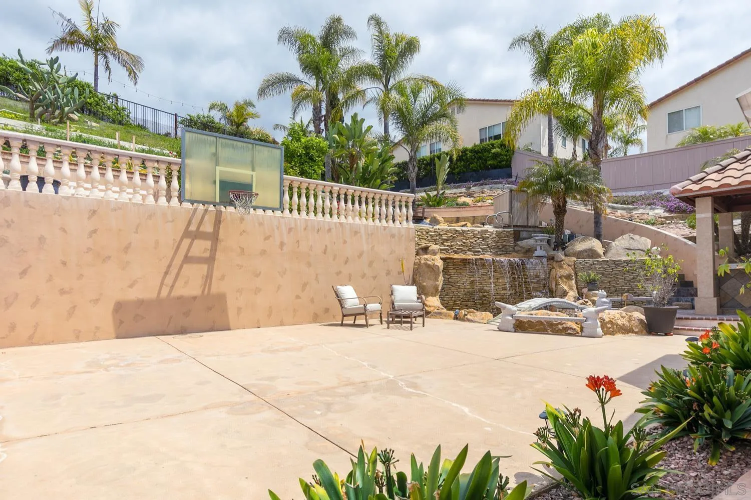 https://cdn.realtyfeed.com/cdn/127/250024577/10877c6c61ea733f50a627d72712f2a2.webp