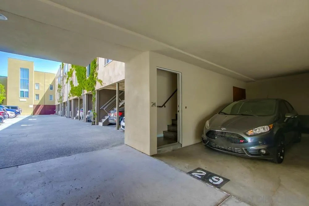 Photo #5: 250024614 Listing 