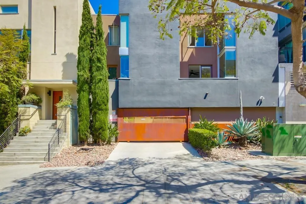 Photo #2: 250024614 Listing 