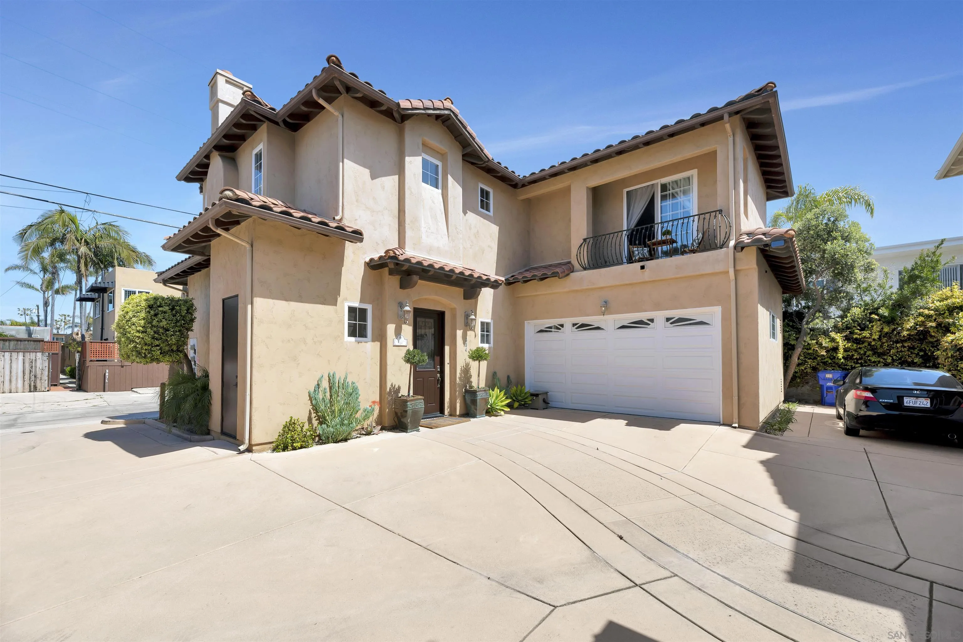 La Jolla, CA 92037